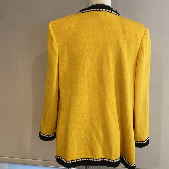 St. John Collection Yellow Blazer with Black Accents - Picture 8 of 10